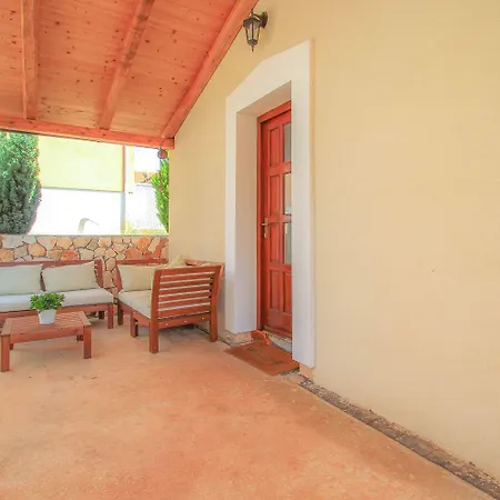 Apartman Charmantes Studio-apartment Mit Mediterranem Garten, Grill, Liege, Wifi Karpinjan