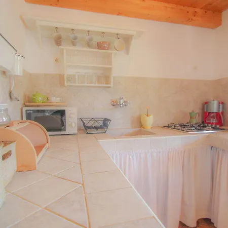 Apartman Charmantes Studio-apartment Mit Mediterranem Garten, Grill, Liege, Wifi