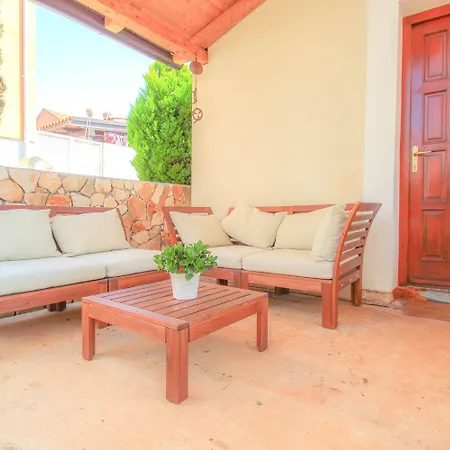 Apartman Charmantes Studio-apartment Mit Mediterranem Garten, Grill, Liege, Wifi *